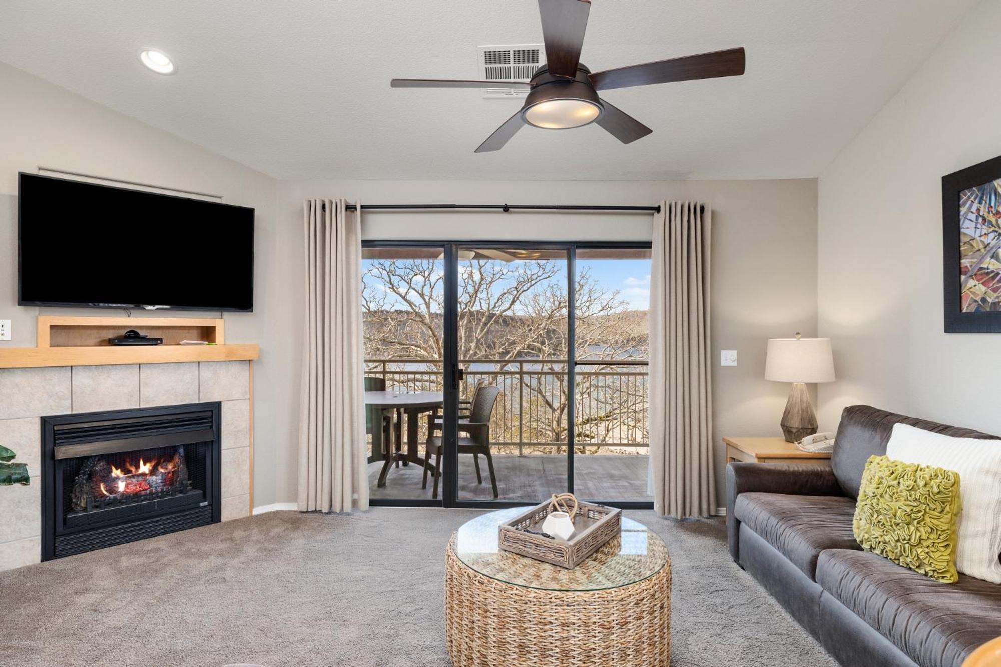 Still Waters Resort Indian Point Room photo